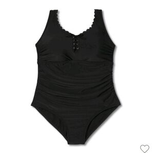 Grommet Scalloped Full Coverage One Piece Swimsuit